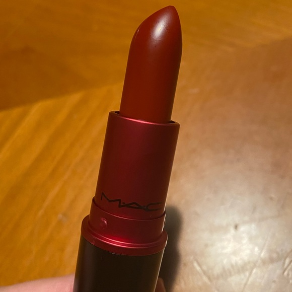 MAC Matte Lipstick Viva Glam 💄 - Picture 4 of 16